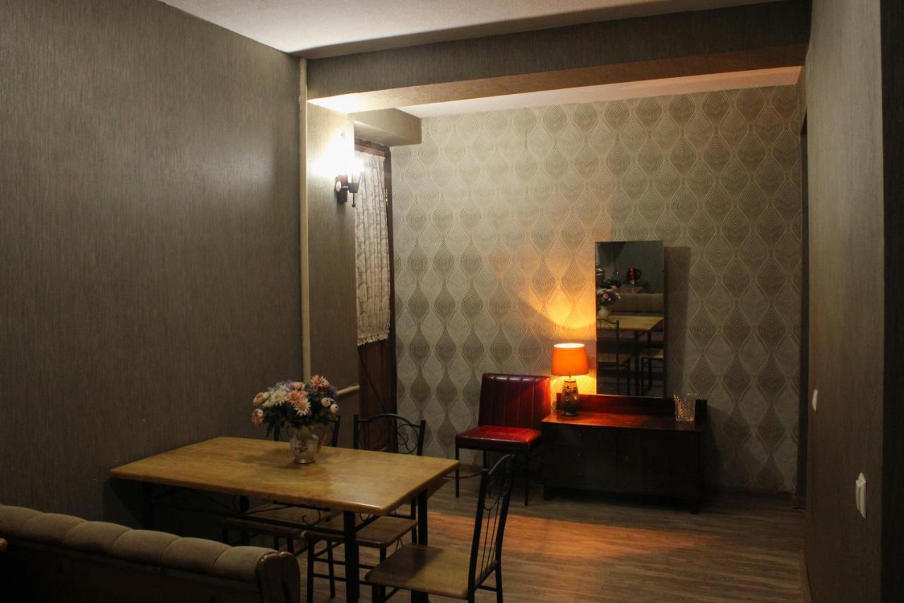 Nino'S Guest House 트빌리시 외부 사진