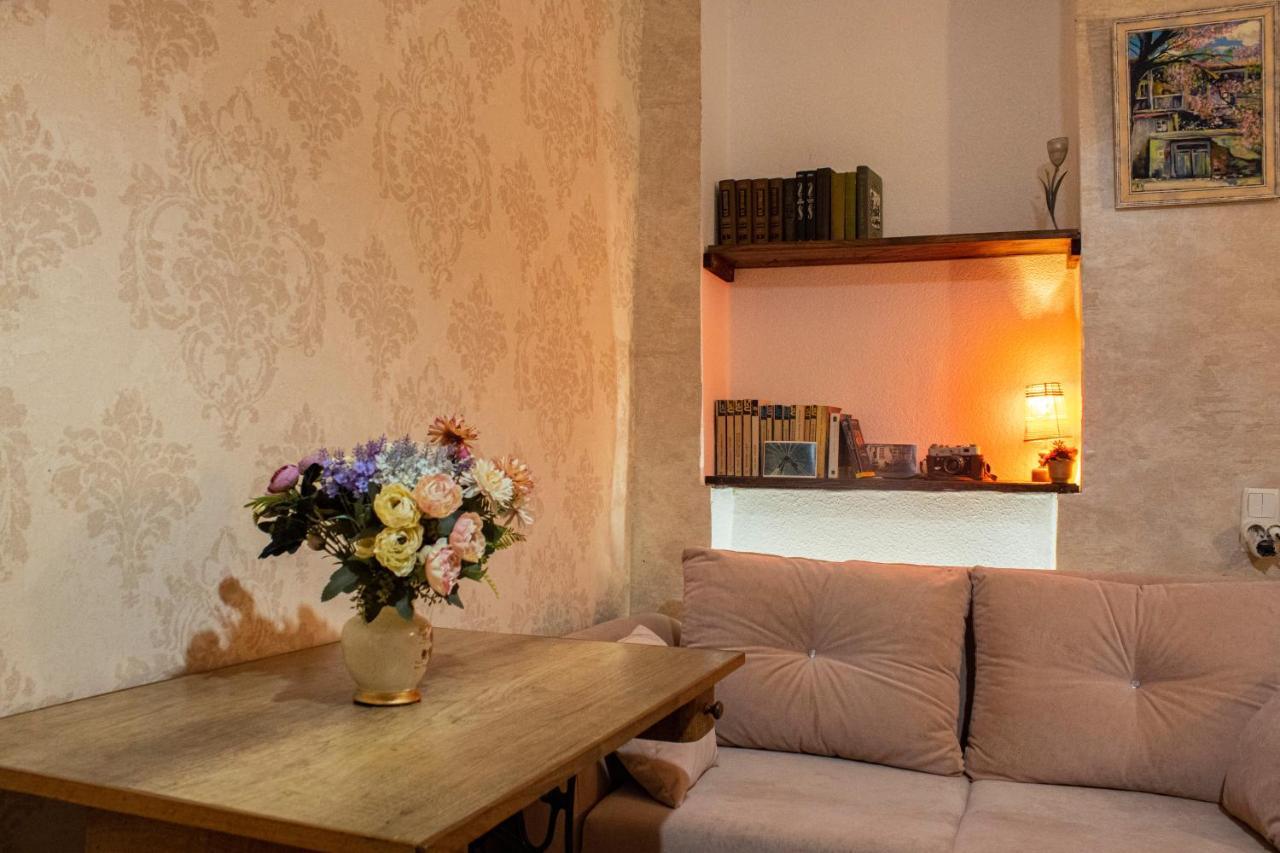 Nino'S Guest House 트빌리시 외부 사진