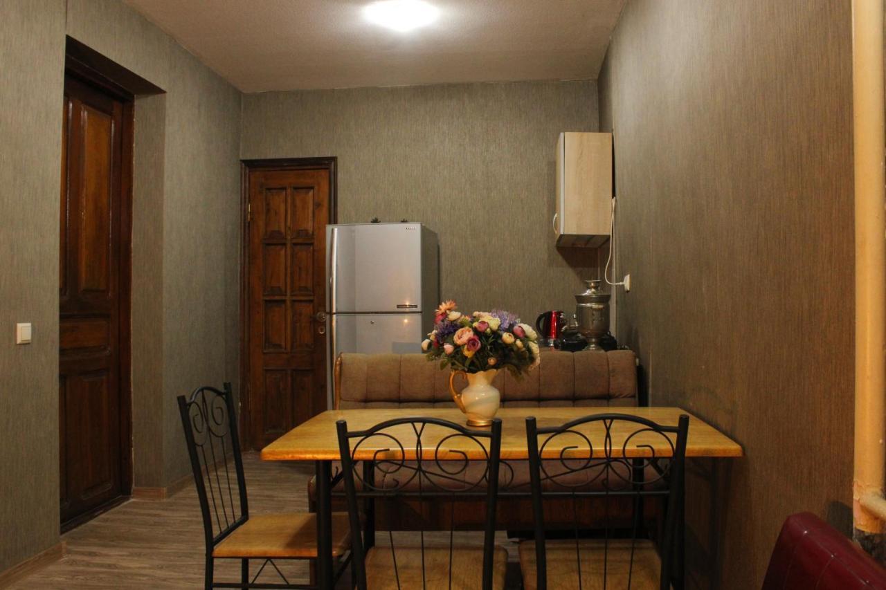Nino'S Guest House 트빌리시 외부 사진