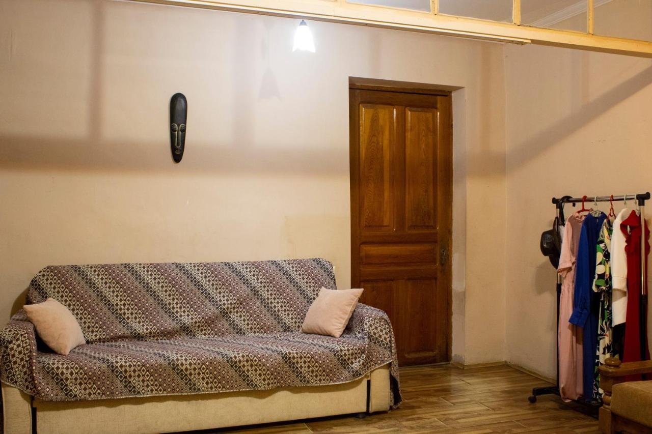 Nino'S Guest House 트빌리시 외부 사진