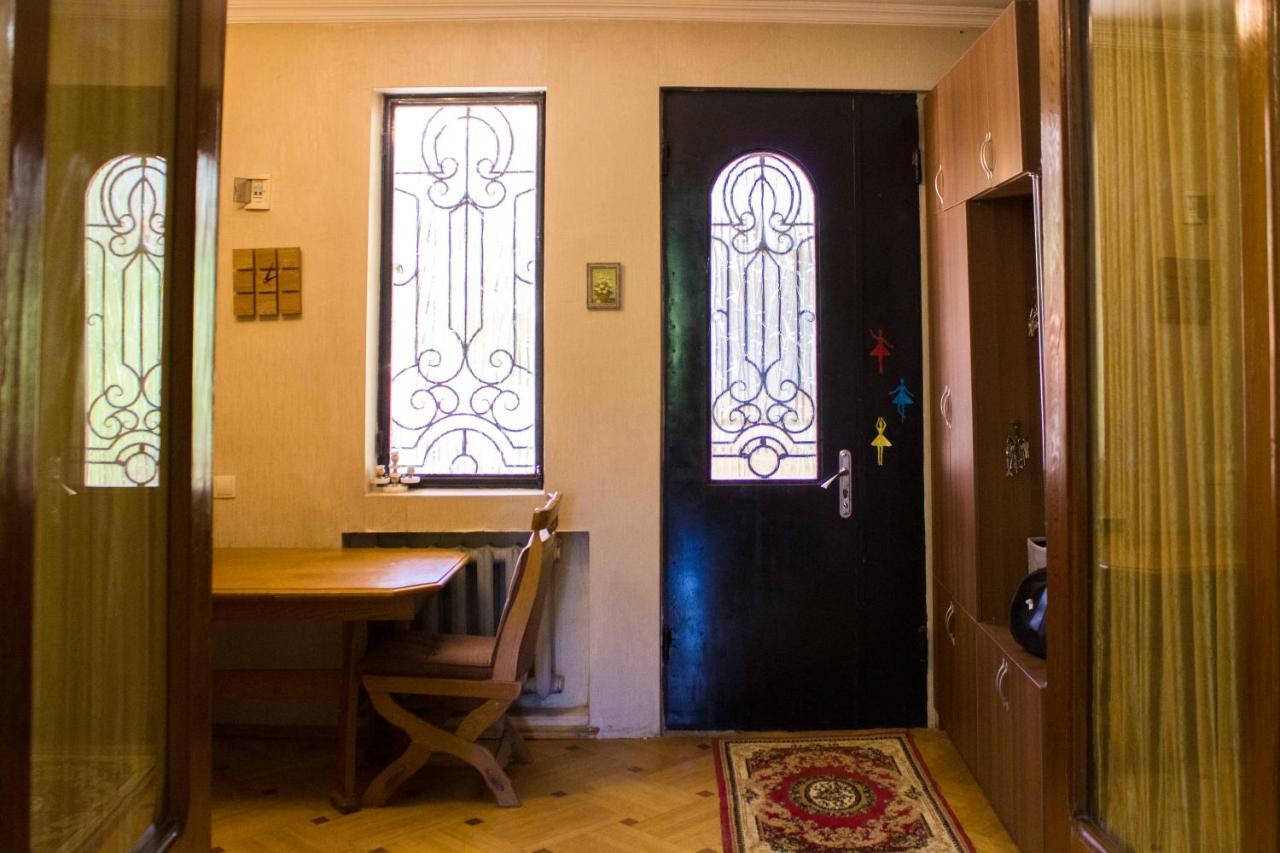 Nino'S Guest House 트빌리시 외부 사진